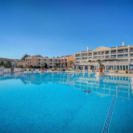 Immogroom - 2 - Pool - Garden - Terrace - Parking - Ac Apartment *